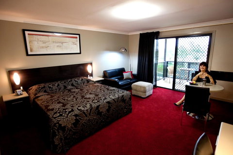 Cattlemans Country Motor Inn & Serviced Apartments - Accommodation Australia 8