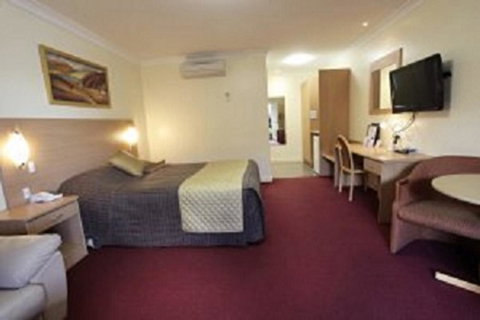 Cattlemans Country Motor Inn & Serviced Apartments - Accommodation Australia 26