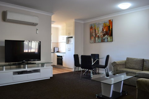 Cattlemans Country Motor Inn & Serviced Apartments - Accommodation Australia 42