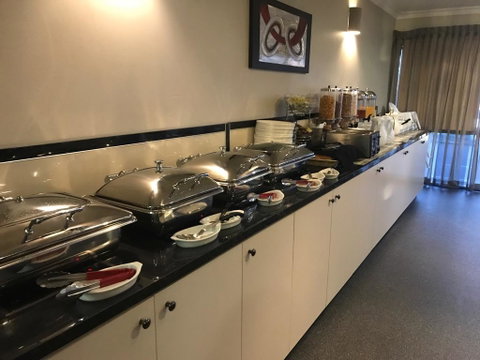 Cattlemans Country Motor Inn & Serviced Apartments - Accommodation Australia 5