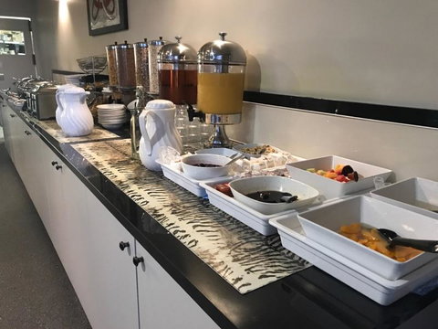 Cattlemans Country Motor Inn & Serviced Apartments - Accommodation Australia 4