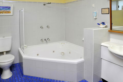 Aston Motel Yamba - Accommodation Australia 8