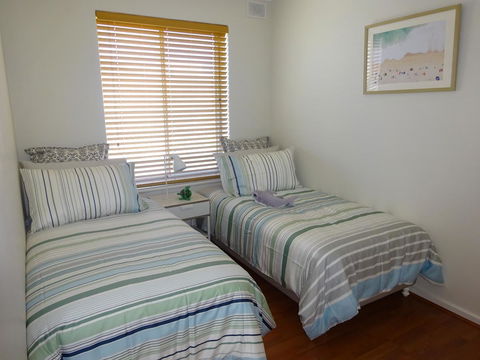 Aurora Holiday Apartment @West Beach - Accommodation Australia 10