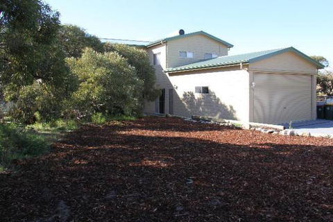LAS ARENAS - The Sands - BEACH HOUSE - Accommodation Australia 7