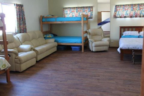 LAS ARENAS - The Sands - BEACH HOUSE - Accommodation Australia 4