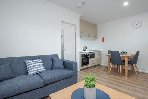 Jurien Bay Motel Apartments - Accommodation Australia 6