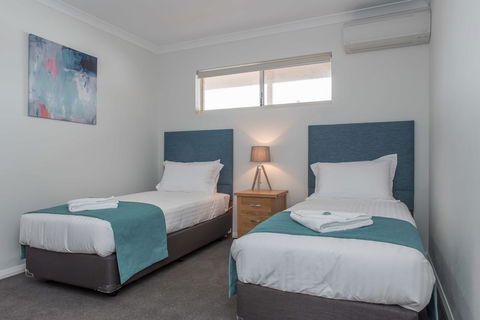 Jurien Bay Motel Apartments - Accommodation Australia 18