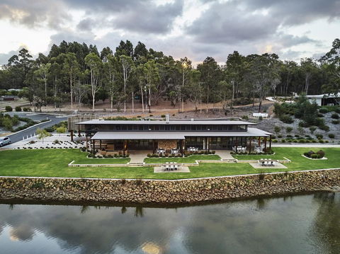 Eight Willows Retreat - Accommodation Australia 3