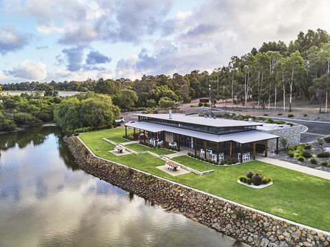 Eight Willows Retreat - Accommodation Australia 28