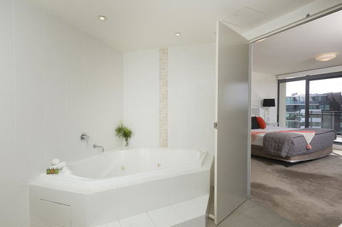 Sevan Apartments Forster - Australia Shopping 12