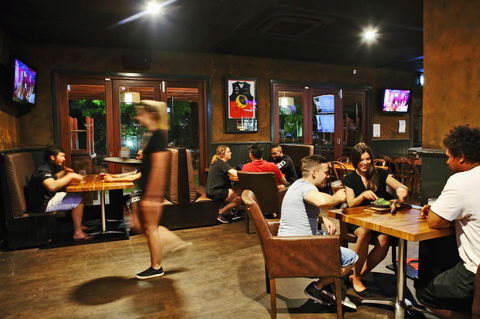 Capricorn Village - Australia Shopping 8