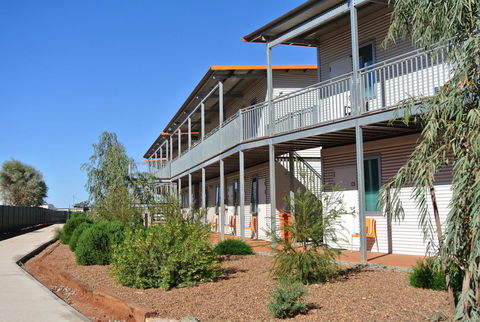 Capricorn Village - Australia Shopping 17