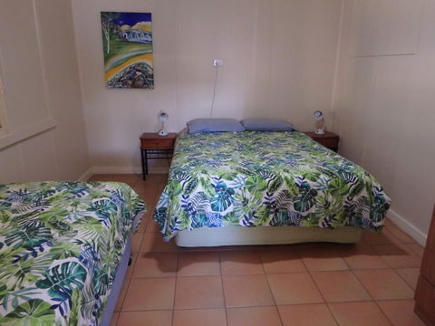 Lazy Lobster Holiday Units & Chalets - Australia Shopping 8