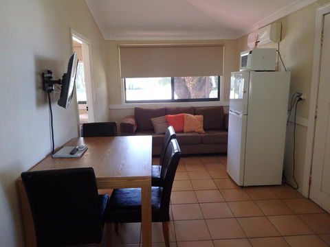 Lazy Lobster Holiday Units & Chalets - Australia Shopping 3