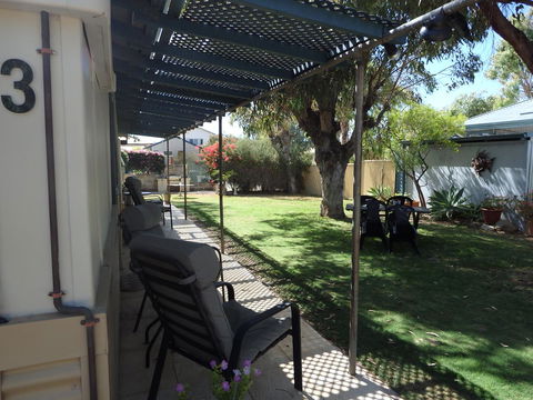 Lazy Lobster Holiday Units & Chalets - Australia Shopping 9