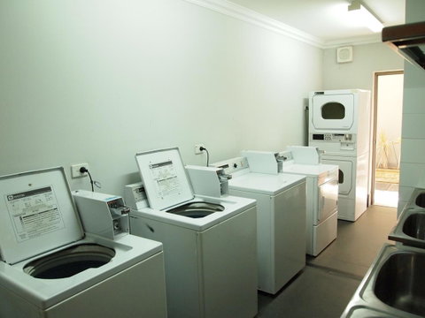 The Emperors Crown Hostel - Accommodation Australia 44