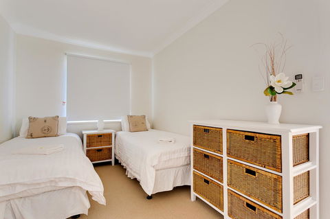 Cottesloe Beach House I - Accommodation Australia 9
