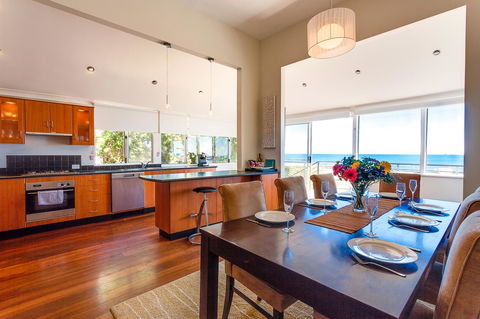Cottesloe Beach House I - Accommodation Australia 3