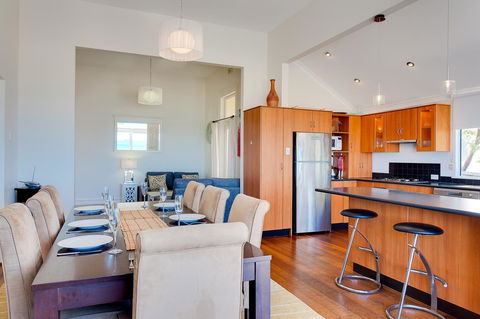 Cottesloe Beach House I - Accommodation Australia 19