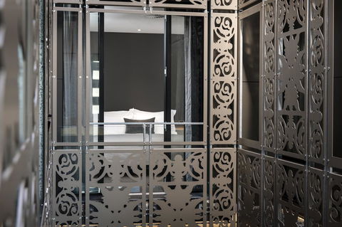 The Melbourne Hotel - Australia Shopping 4