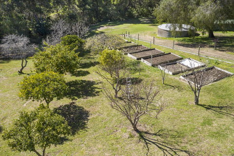 Karriview Margaret River - Bed n Breakfasts 35