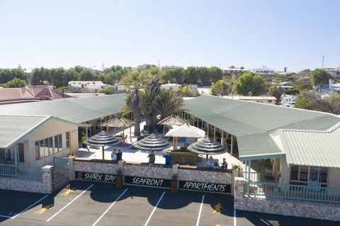 Shark Bay Seafront Apartments - Accommodation Australia 24