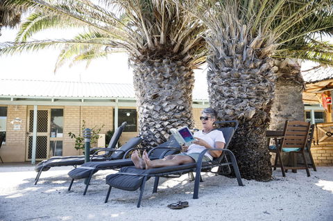 Shark Bay Seafront Apartments - Accommodation Australia 22