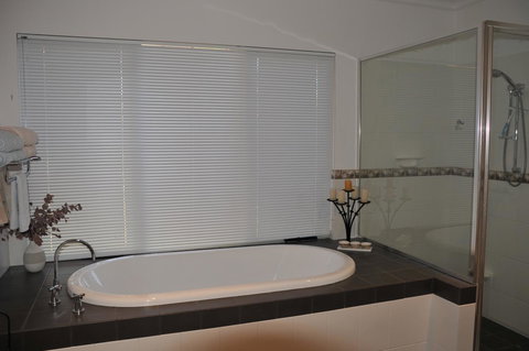 Glenelg On King Bed & Breakfast - Australia Shopping 26