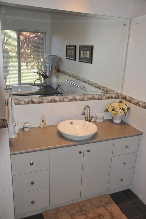 Glenelg On King Bed & Breakfast - Australia Shopping 25