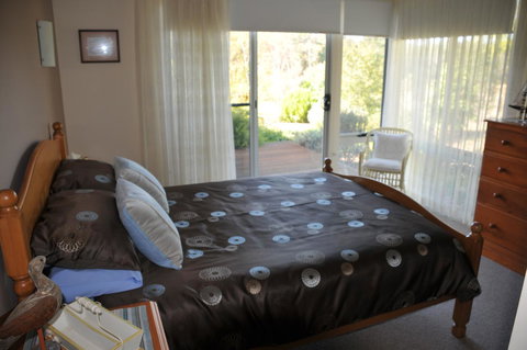 Glenelg On King Bed & Breakfast - Australia Shopping 23
