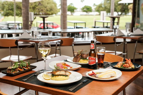 Crowne Plaza Perth, An IHG Hotel - Bed n Breakfasts 44