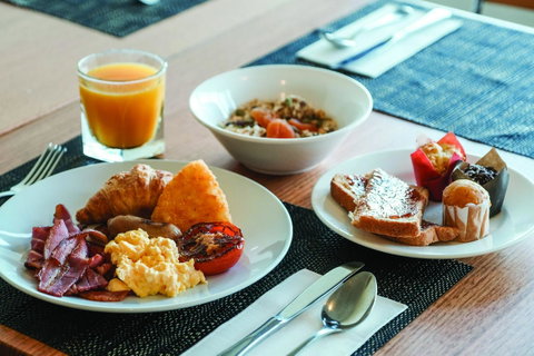 Crowne Plaza Perth, An IHG Hotel - Bed n Breakfasts 4