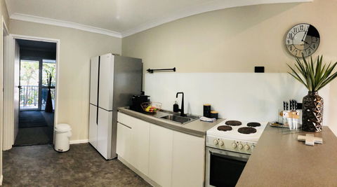 West Beach Lagoon 220 Stylish And Cozy - Accommodation Australia 11