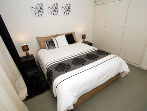 Malibu Apartments - Perth - Accommodation Australia 2