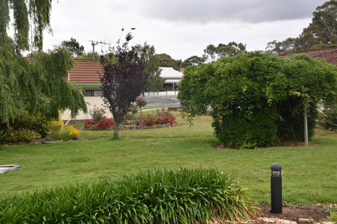 Mount Barker Valley Views Motel & Chalets, Western Australia - Accommodation Australia 18