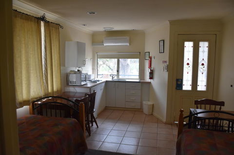 Mount Barker Valley Views Motel & Chalets, Western Australia - Accommodation Australia 38