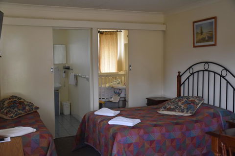 Mount Barker Valley Views Motel & Chalets, Western Australia - Accommodation Australia 41