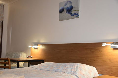 Mount Barker Valley Views Motel & Chalets, Western Australia - Accommodation Australia 44