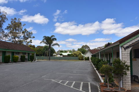 Mount Barker Valley Views Motel & Chalets, Western Australia - Accommodation Australia 12