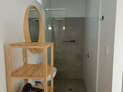 Captain\'s Heritage Cottage - Central Fremantle 2 Bedroom Historic Cottage - Accommodation Australia 12