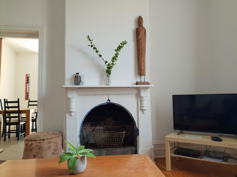 Captain\'s Heritage Cottage - Central Fremantle 2 Bedroom Historic Cottage - Accommodation Australia 8