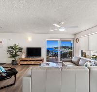 Laman Lodge Unit 2 15 Laman Street - Accommodation Australia
