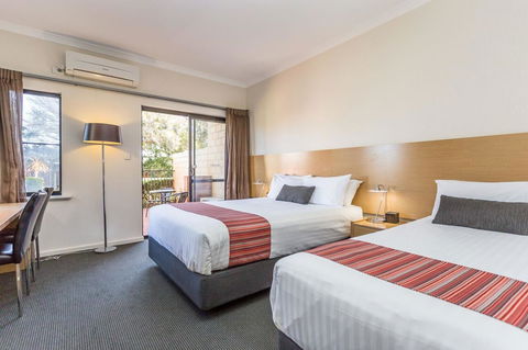 Country Comfort Perth - Accommodation Australia 34