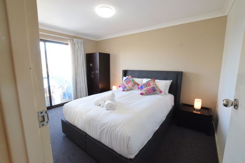 West Beach Lagoon 123 - Location & Views!!! - Accommodation Australia 3