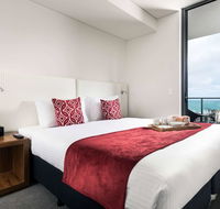 Ramada by Wyndham VetroBlu Scarborough Beach - Accommodation Australia