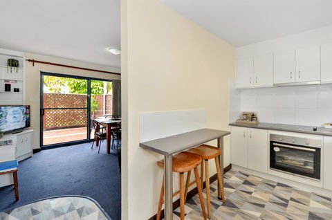 Dolphin Lodge Albany - Self Contained Apartments At Middleton Beach - Australia Shopping 8