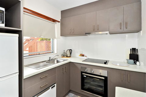 Dolphin Lodge Albany - Self Contained Apartments At Middleton Beach - Australia Shopping 31