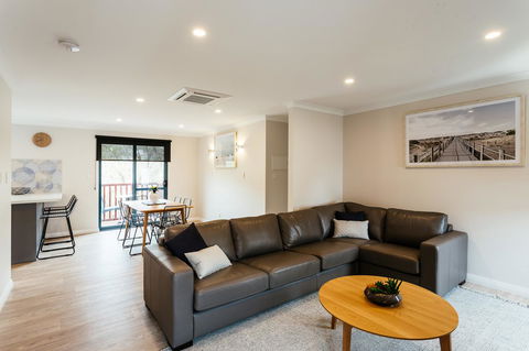 Dolphin Lodge Albany - Self Contained Apartments At Middleton Beach - Australia Shopping 39