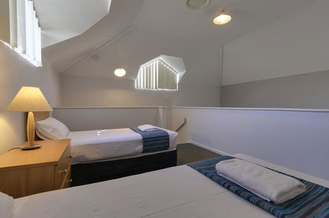 Amalfi Resort - Accommodation Australia 21