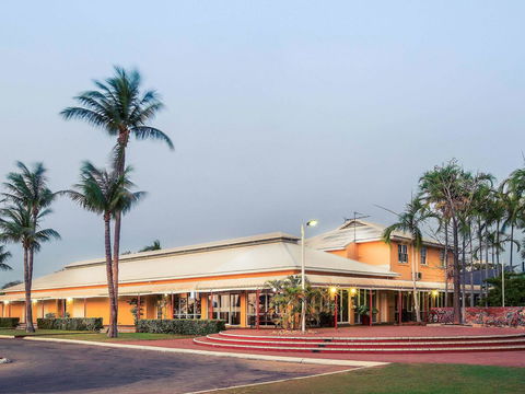 The Continental Hotel - Accommodation Australia 4
